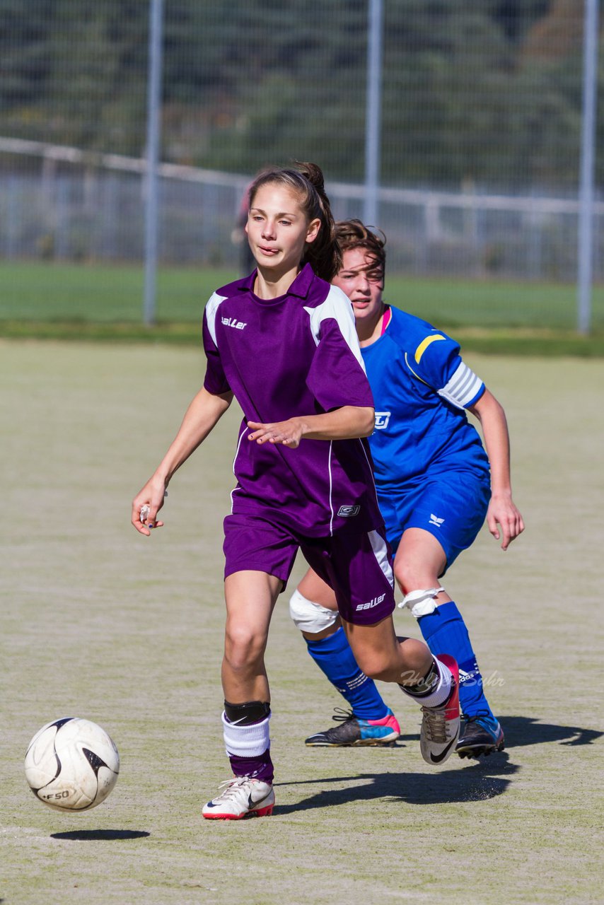 Bild 123 - B-Juniorinnen FSC Kaltenkirchen - TSV Sderbrarup : Ergebnis: 2:0